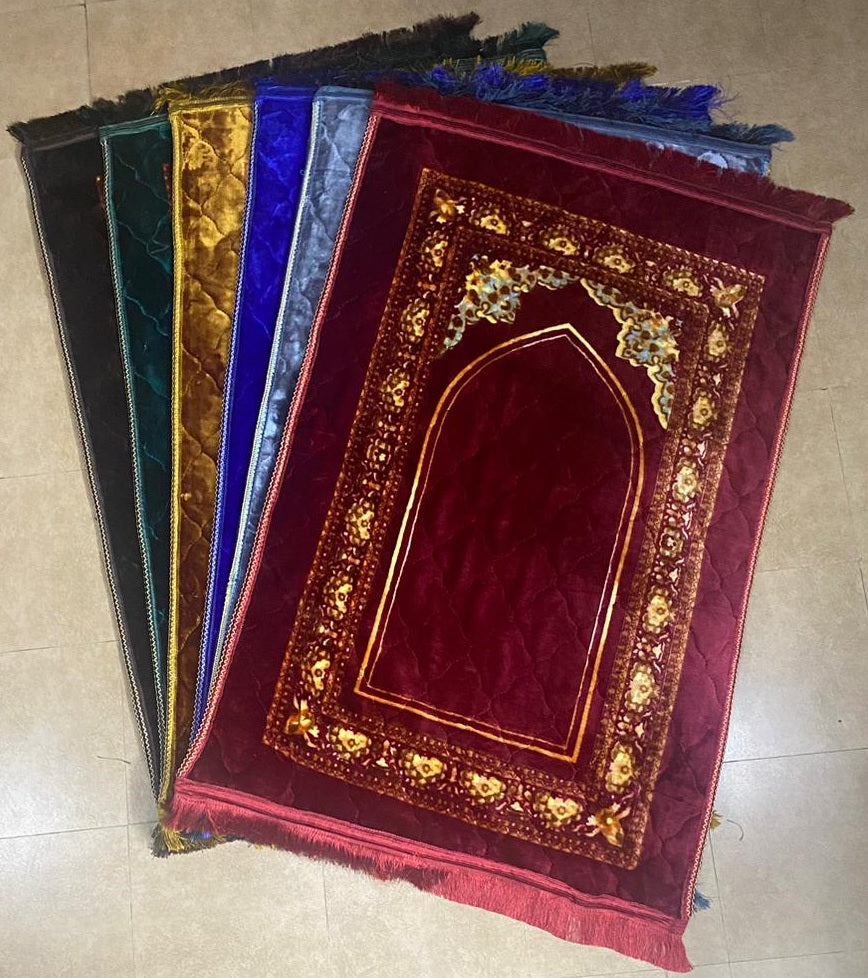 Premium Quilted Velvet Prayer Mat*